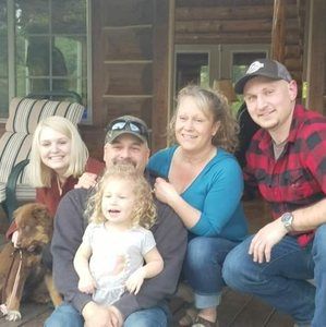 Meet your Posher, Adrienne